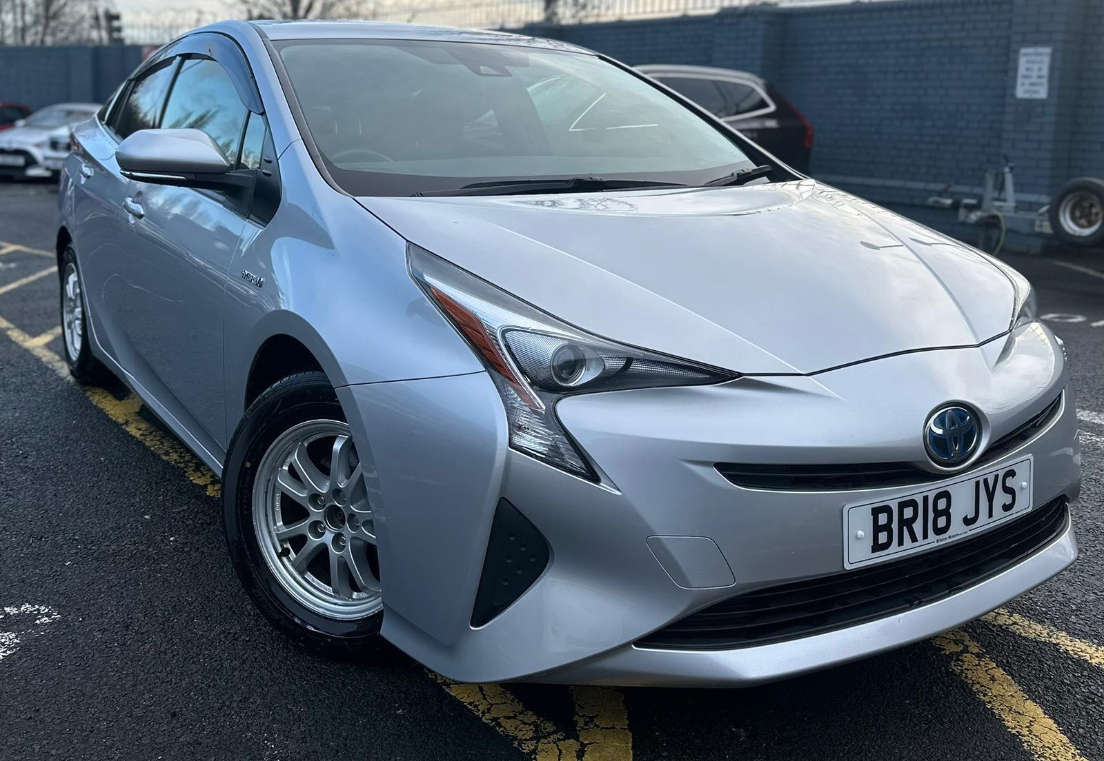 Toyota Prius - 1.8 VVT-h Business Edition CVT Euro 6 (s/s) 5dr - Hatchback (2015 - 2019) Image